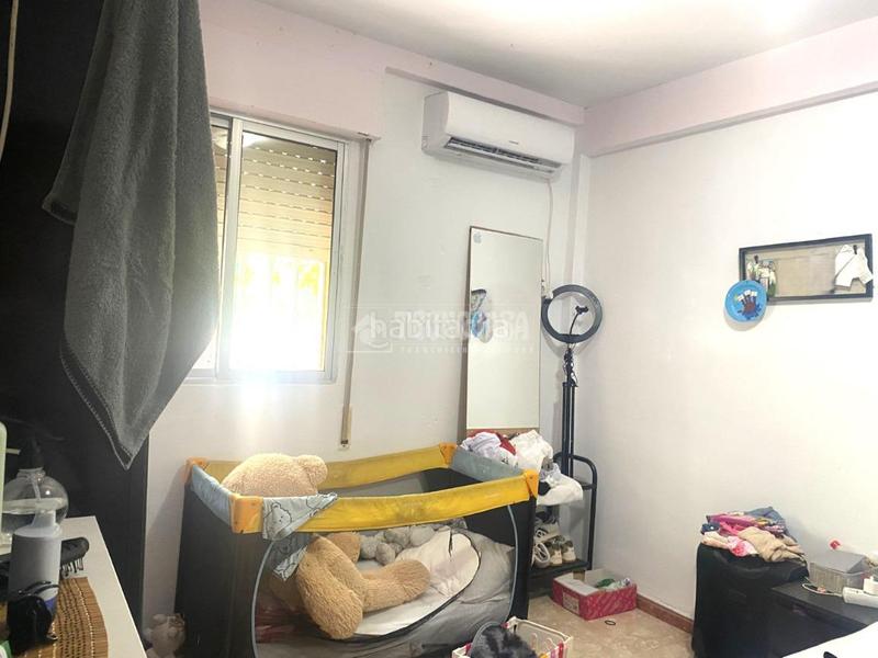 Foto 4e951f3a-f064-402e-bc15-262d64328bb0. Appartement dans Juan XXIII - Rochelambert Sevilla