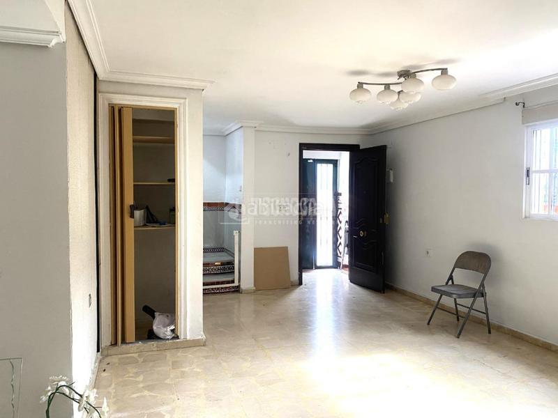 Foto cf36a8e5-a758-4e41-b134-872361879b44. Maison jumelée dans Juan XXIII - Rochelambert Sevilla