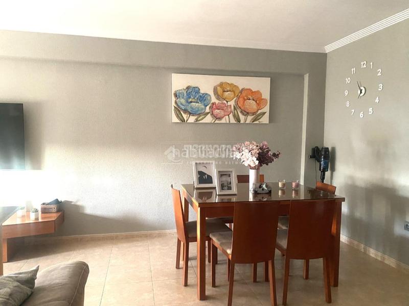 Foto e8b92d2c-3d4b-432b-b272-d34e5902aea1. Etagenwohnung in Juan XXIII - Rochelambert Sevilla