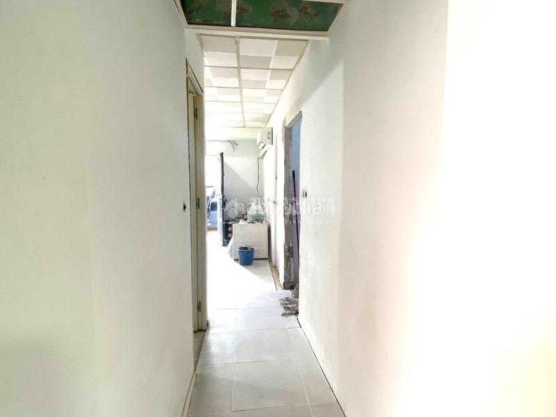 Foto a41b3cad-f57c-4015-ad35-a75c3a374730. Casa aparellada a Amate Sevilla