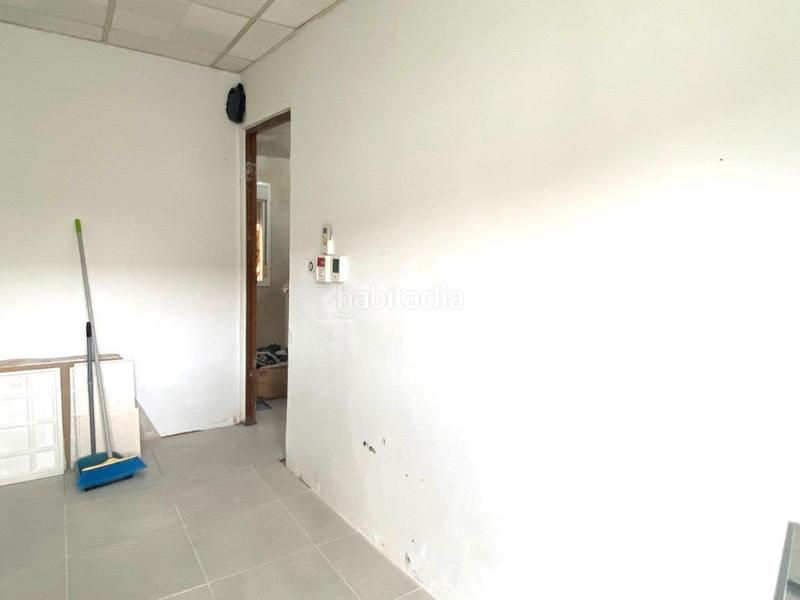 Foto e82c5c1c-be30-420d-9161-4a5e70463157. Casa aparellada a Amate Sevilla