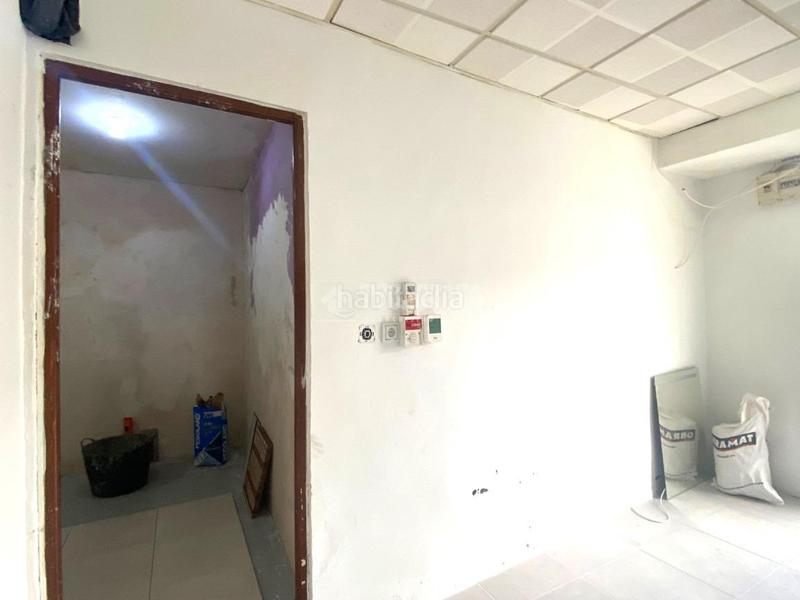 Foto f37d1947-f07d-4dfd-a88e-d7a7091d2999. Casa aparellada a Amate Sevilla