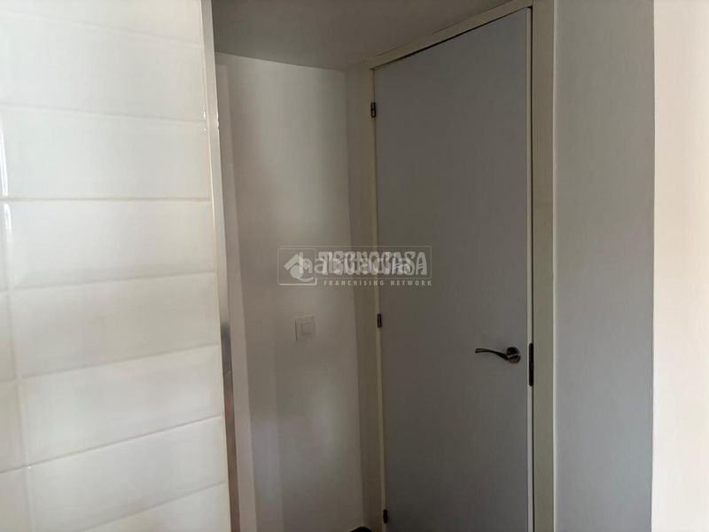 Foto 378e05d2-0e6e-48c8-8e75-f68b398aec02. Casa aparellada a Sta. Aurelia - Cantábrico - Atlàntico - La Romería Sevilla