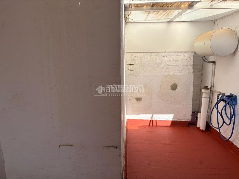 Foto 80a2570d-529f-4844-a979-4fa4e828e0e4. Casa aparellada a Sta. Aurelia - Cantábrico - Atlàntico - La Romería Sevilla