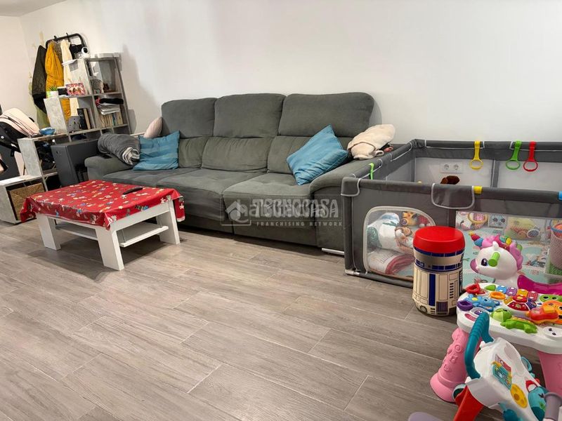 Foto c504b509-5d03-4718-899c-71f963dc2817. Casa aparellada a Sta. Aurelia - Cantábrico - Atlàntico - La Romería Sevilla