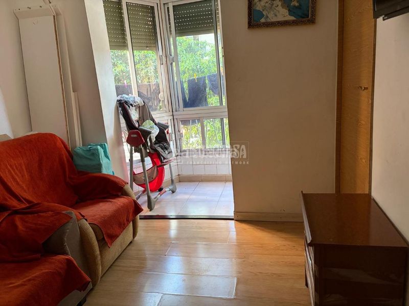 Foto 766b7e39-f5cf-4dc8-996a-87ee256c4411. Pis a Los Pájaros Sevilla