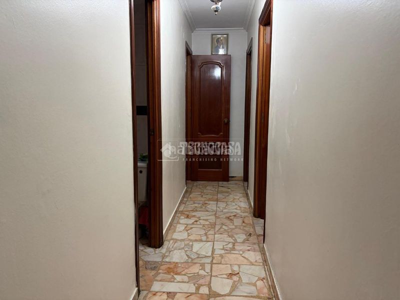 Foto aa70649c-be00-4f29-8296-a433bb88b9fd. Pis a Juan XXIII - Rochelambert Sevilla