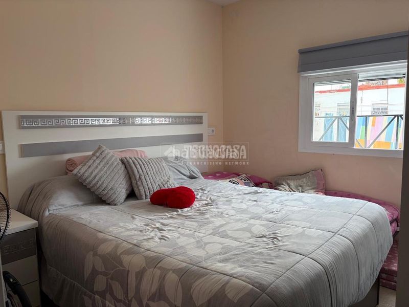 Foto ae4633a1-b81f-4c57-a967-f6c6696c5e2d. Pis a Los Pájaros Sevilla