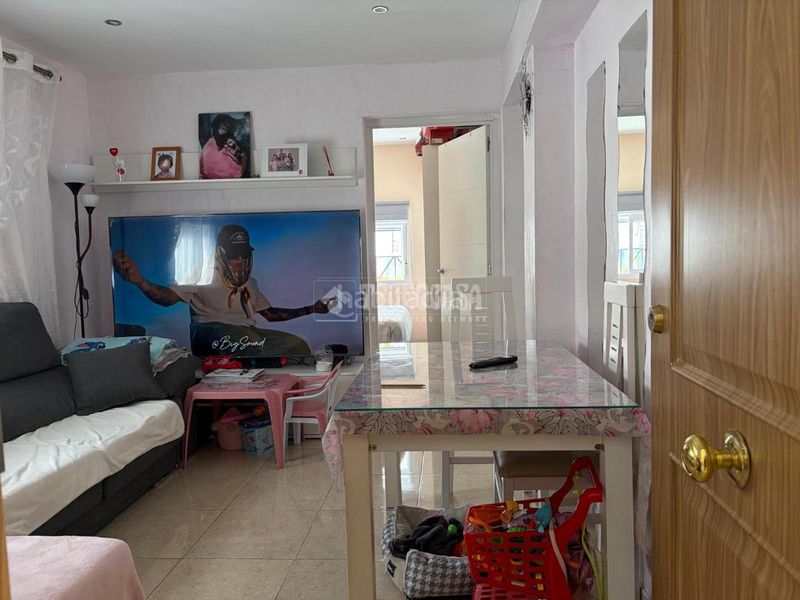 Foto c8ace64d-d50e-4451-969a-cc9603044310. Pis a Los Pájaros Sevilla