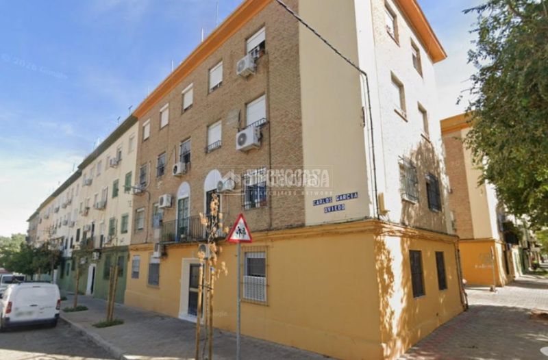 Foto aa388d2b-c8e3-40d9-b2ff-6fe0f5cdfad7. Pis amb calefacció a Amate Sevilla