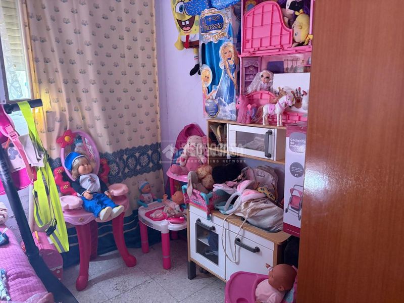 Foto a826a220-0add-4b03-9d1d-00715ee35e9f. Casa aparellada a Amate Sevilla