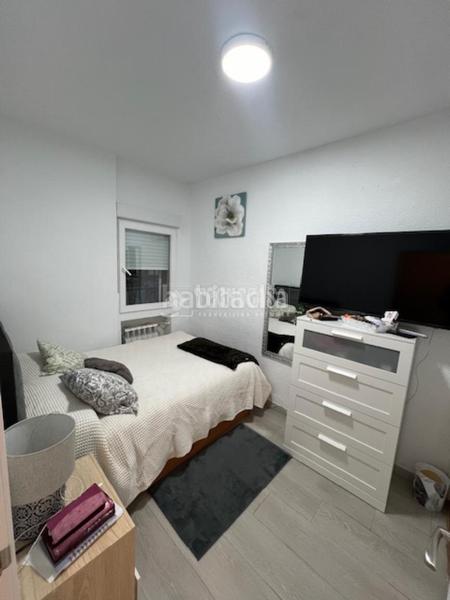 Foto 0ebefb25-578d-403a-b321-6dc55f42092e. Piso  en venta en Zarzaquemada Leganés