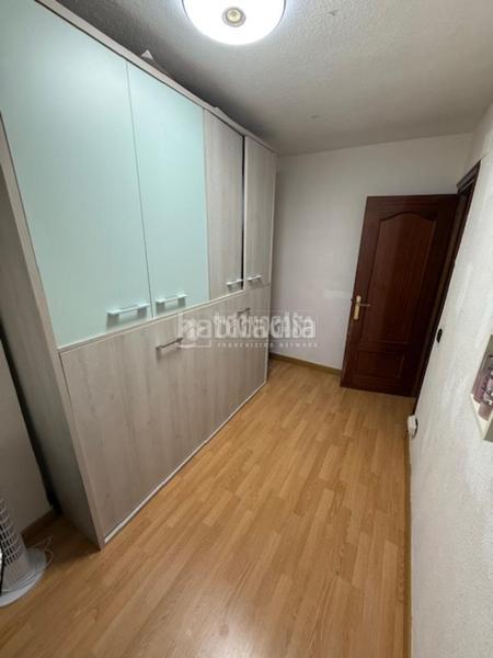 Foto 5fb70580-3e58-4499-abe9-f72b8bb78009. Piso  en venta en Zarzaquemada Leganés