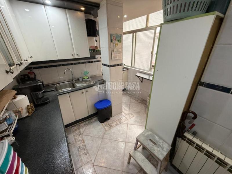 Foto b1dac497-c908-4b00-a2f0-25e79c88e095. Piso  en venta en Zarzaquemada Leganés