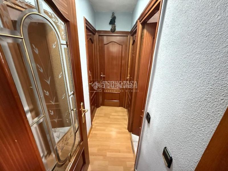 Foto e8225932-1df7-49ae-98e3-64ad340e9a10. Piso  en venta en Zarzaquemada Leganés