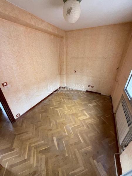 Foto 7b138ebf-d632-4cb1-8041-e7e4903168b5. Piso  en venta en Zarzaquemada Leganés