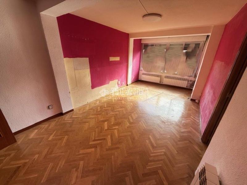 Foto 93ff1e1a-d5dc-43d1-96c9-d7db1df1a35f. Piso  en venta en Zarzaquemada Leganés