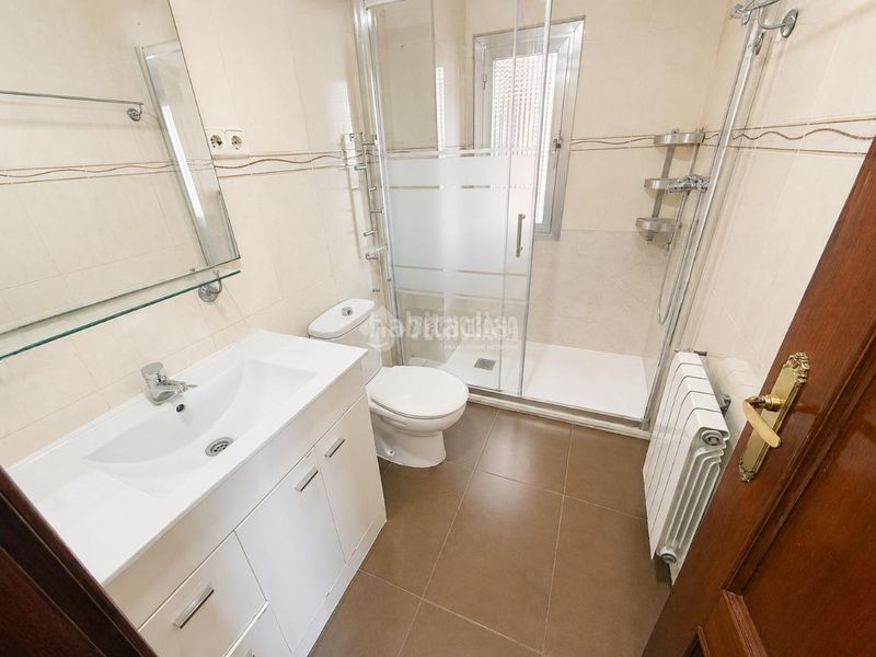 Foto e783be99-cfaa-44d2-9c24-274fd1320872. Pis amb calefacció a Zarzaquemada Leganés