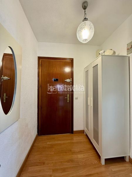 Foto f85e6a20-74d8-4c17-abfa-daa6f7ed47b0. Pis amb calefacció a Canillas Madrid