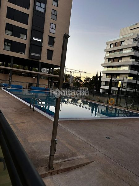 Foto f9d6d03b-7ba5-4b20-82c9-95e30021c2d4. Pis amb calefacció aparcament piscina a Valdebebas - Valdefuentes Madrid