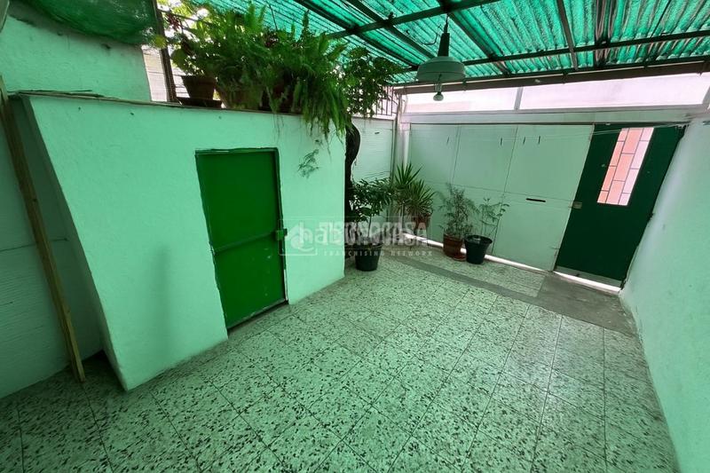 Foto 73196989-a34b-43af-923e-ff5036ae70f6. Casa pareada casa en venta en Entrevías Madrid