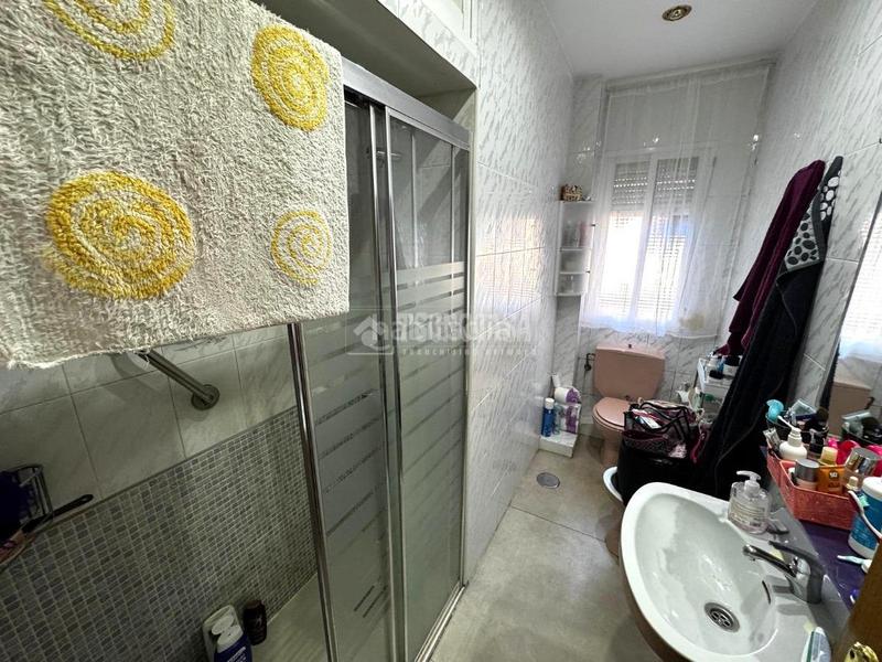 Foto 48fb7cc9-dbf1-4d73-b3be-ddb12fc3e60a. Pis a Entrevías Madrid