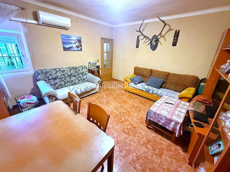 Foto cb8f100c-9363-41f7-a21d-6141b2624513. Piso  en venta en Entrevías Madrid