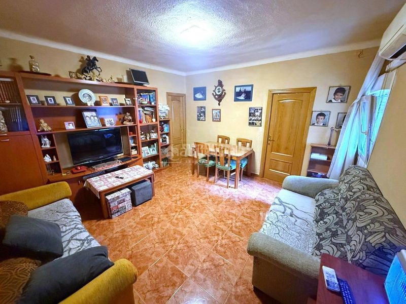 Foto e79b96aa-e17c-4cf9-af5a-4d49f231b675. Piso  en venta en Entrevías Madrid