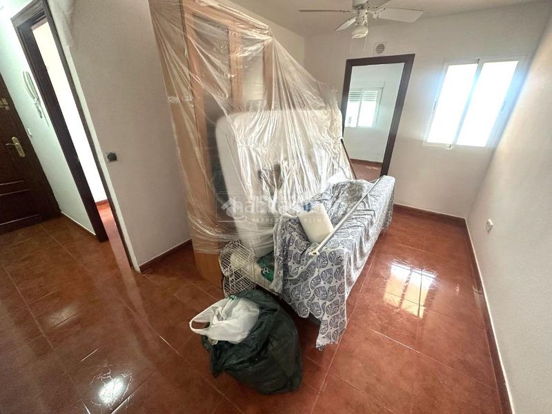 Foto 1865fd6e-7a1f-4bc6-a69c-b50f65f66428. Pis a Entrevías Madrid