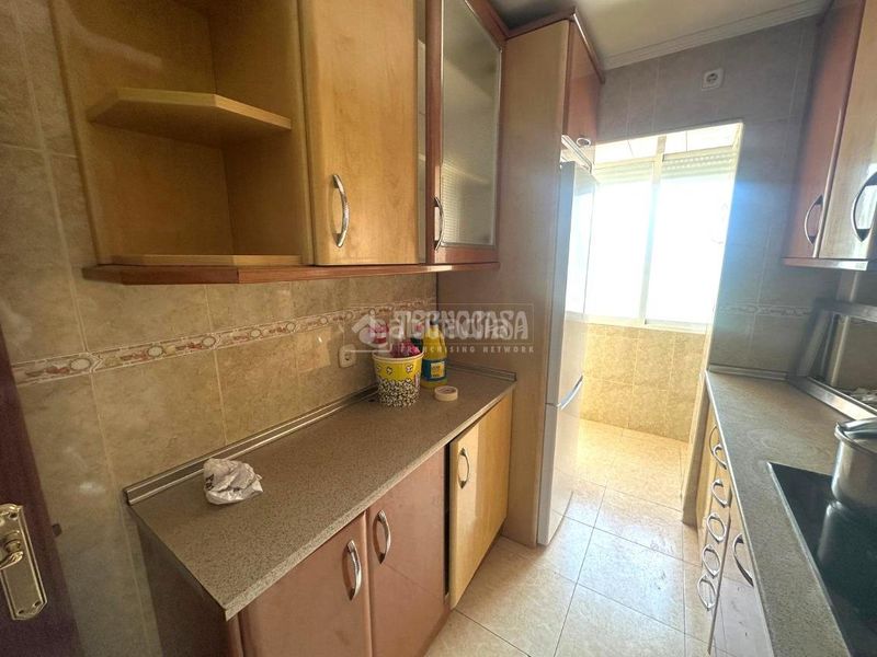 Foto a7dd4438-2848-465e-9ae1-6f2fe5875a4b. Pis a Entrevías Madrid