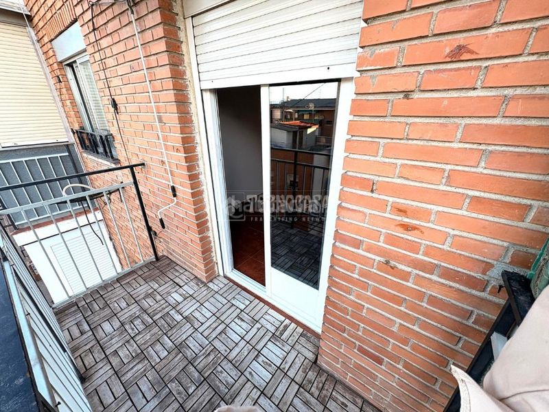 Foto dab0709f-a886-43b0-9fcb-bed062416a9c. Pis a Entrevías Madrid