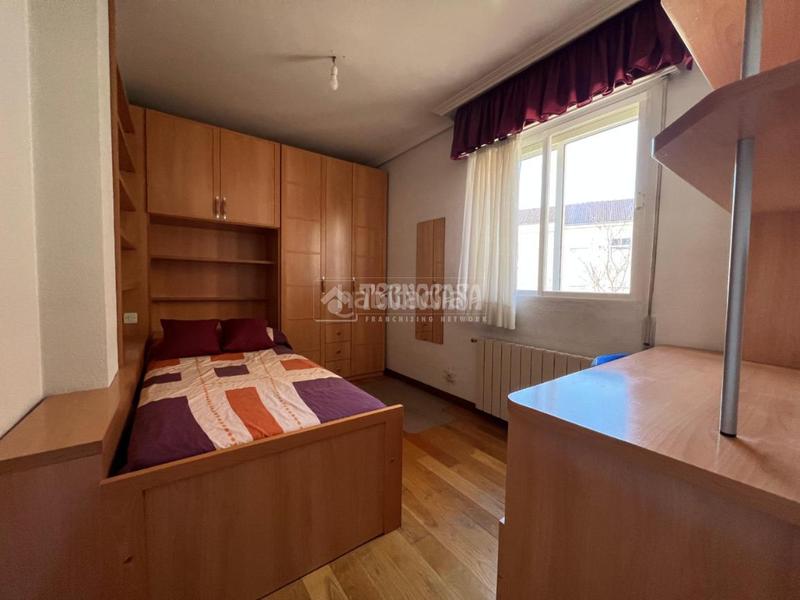 Foto 21220212-4cf7-4fa8-84cb-6b2e4fe08876. Pis amb aparcament a Vadillos Valladolid