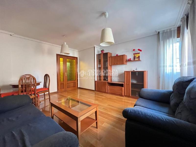 Foto 2cd7b2aa-0822-442d-ad56-06b9f62b2db8. Pis amb aparcament a Vadillos Valladolid