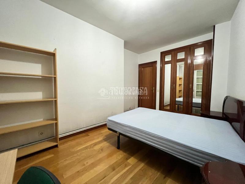 Foto 84b320d3-8aaa-4d3d-85fa-dcecffa24483. Pis amb aparcament a Vadillos Valladolid