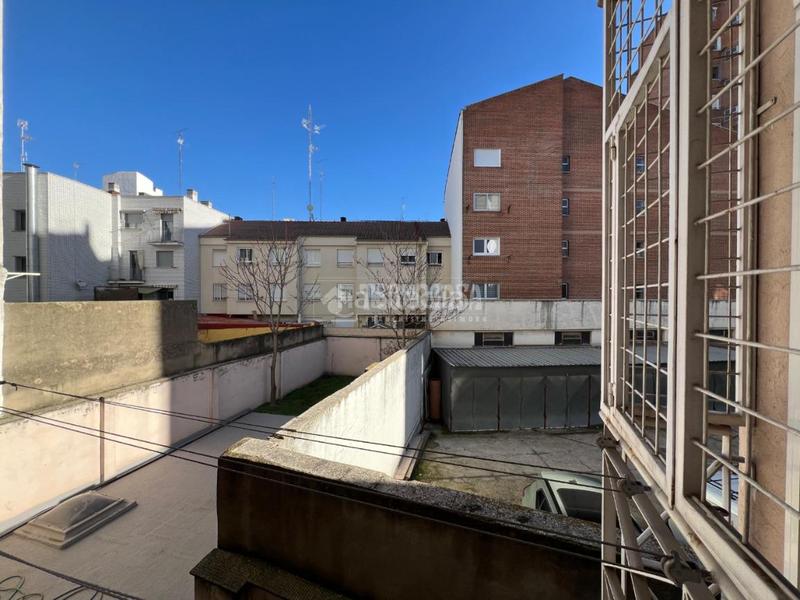 Foto c1dcca8d-63a7-4e6d-a2fa-25316d73dc05. Pis amb aparcament a Vadillos Valladolid