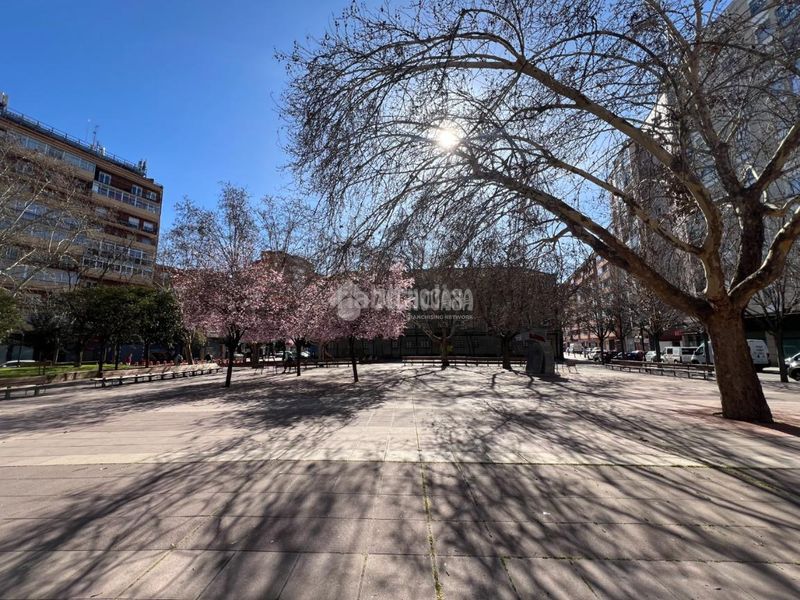 Foto 1c2156ef-2858-4885-8665-31b08efd9b12. Aparcament cotxe a Vadillos Valladolid