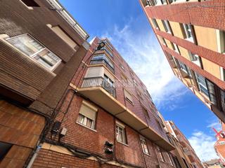 Appartamento in Circular. Piso en venta en valladolid