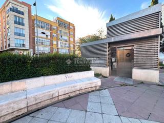 Parking coche en Vadillos. Boxplaza de garaje en venta en valladolid