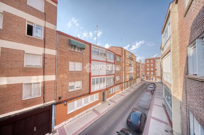 Foto a2c76821-f12a-4fe2-bbd9-4c75f54b50b9. Pis a Batallas Valladolid
