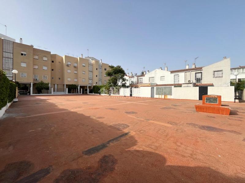 Foto c8c5a962-21f7-4f0f-b070-6acb8b8e195a. Piso  en venta en La Plata Jerez de la Frontera