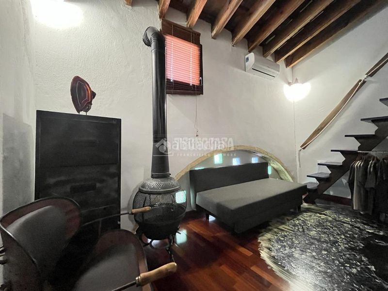 Foto 6c7173d4-db7a-48f0-8fa1-0843bb34710f. Casa aparellada a Centro Jerez de la Frontera