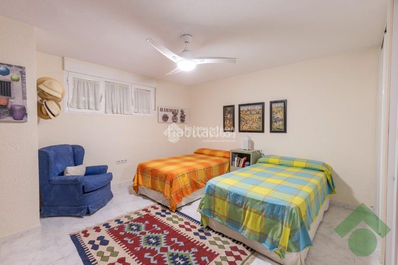 Foto 3d942e83-ecba-4285-b811-7900bd956736. Casa a Albolote