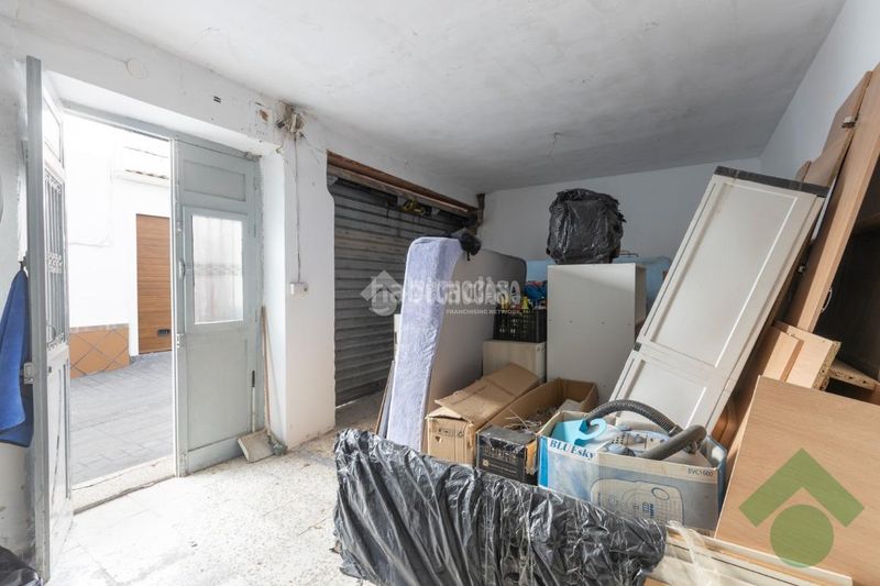 Foto 9682f9a3-b1e2-4043-98b9-fb4d04a5621b. Casa aparellada amb aparcament a Colomera