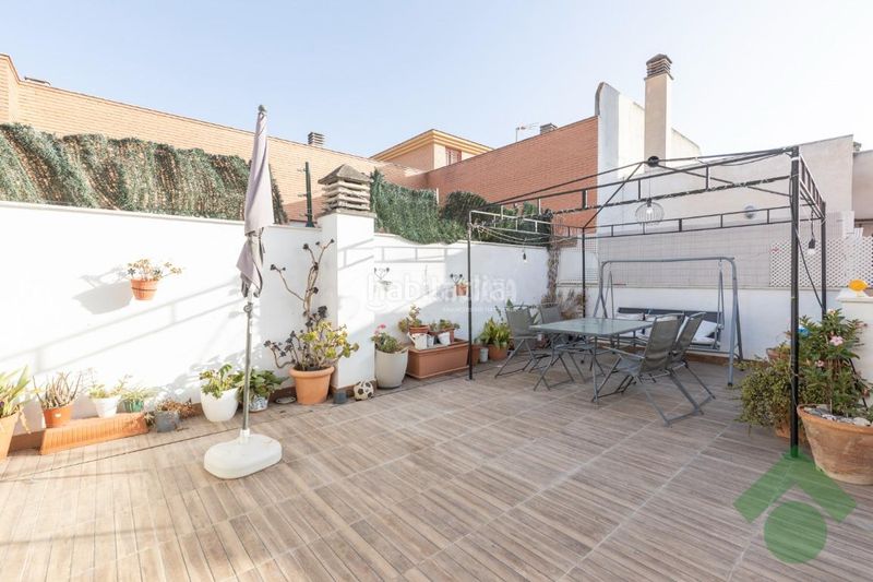 Foto 2ef1e8fc-9c59-401c-92bd-4fccc8cbd529. Piso  en venta en Albolote