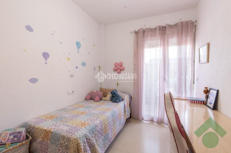 Foto 39837b80-3945-4591-831d-b40d0c7f7ff0. Piso  en venta en Albolote