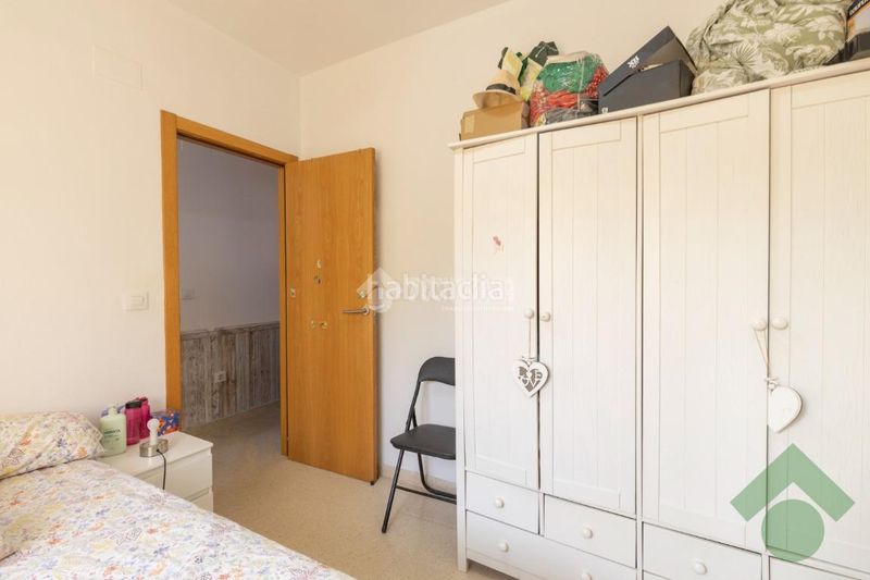 Foto c99d7fb2-bc38-41bd-a0e5-49ac0321599e. Piso  en venta en Albolote