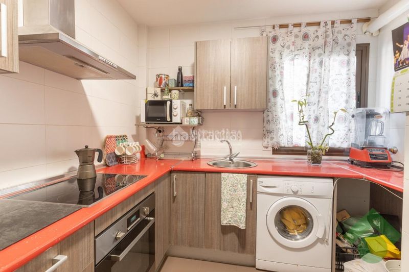 Foto d8b3d638-ea10-42ad-ae20-ee2ea5e2b95b. Piso  en venta en Albolote