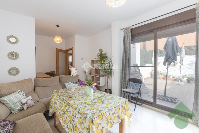 Foto f08aaa66-2712-4878-a3df-18f60bfa65e7. Piso  en venta en Albolote