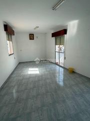 Casa bifamiliare in Colomera. Casa en venta en colomera
