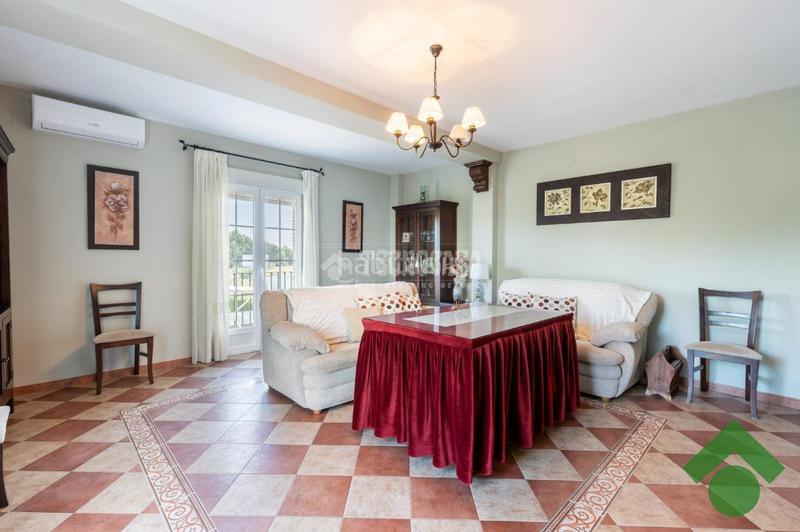 Foto adefd8fc-10b9-4c23-8e02-0761daa5b75a. Casa  en venta en Atarfe